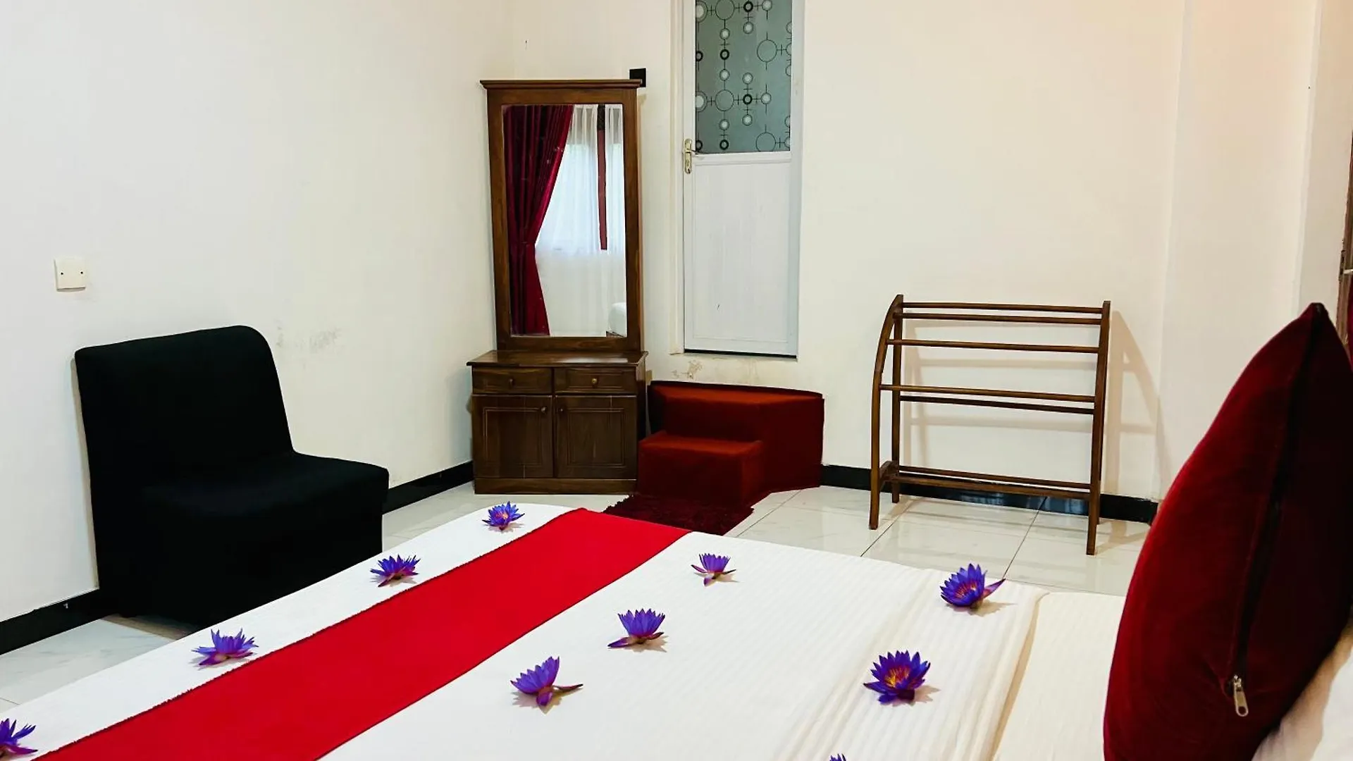 Heaven Breeze Hotel Kandy 3*,