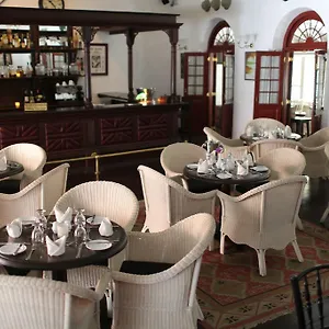 Royal Bar & 3* Kandy