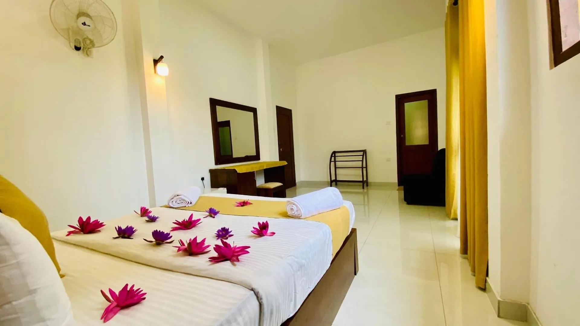 *** Vendégház Heaven Breeze Hotel Kandy Srí Lanka